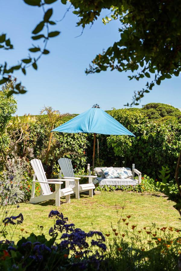 Guinea Fowl House Hotel Kommetjie Buitenkant foto