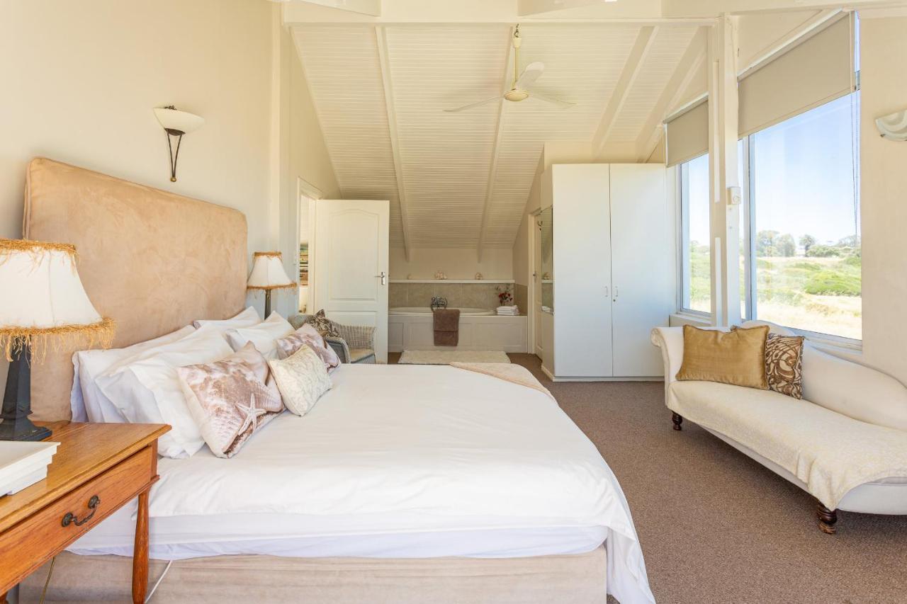 Guinea Fowl House Hotel Kommetjie Buitenkant foto